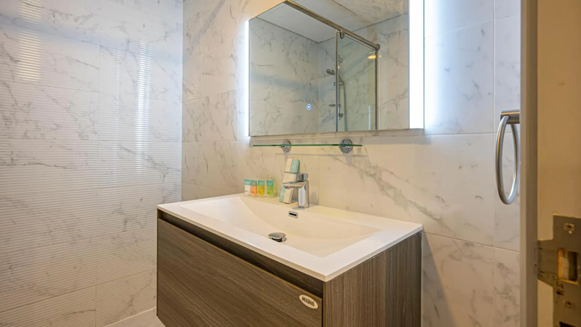 Apartment Cozy And Contemporary Studio In Dubailand United Arab Emirates
